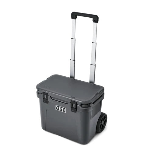 Yeti Roadie 32 Wheeled Hard Cooler [cl:charcoal]